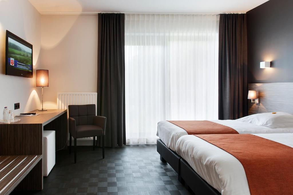 Park Hotel Montreal Mechelen Ruang foto
