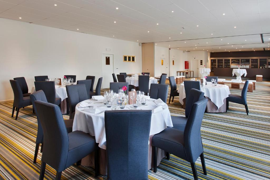 Park Hotel Montreal Mechelen Bagian luar foto