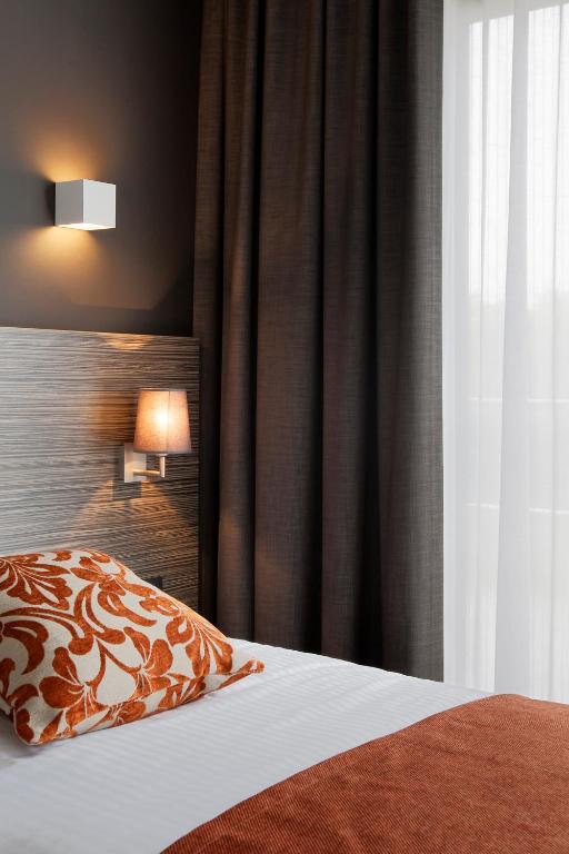 Park Hotel Montreal Mechelen Ruang foto