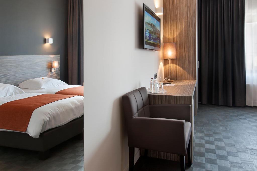 Park Hotel Montreal Mechelen Ruang foto